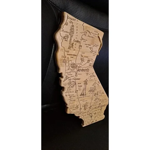 Totally Bamboo Destination California State Shaped Serving and Cutting Board,... - Picture 2 of 4